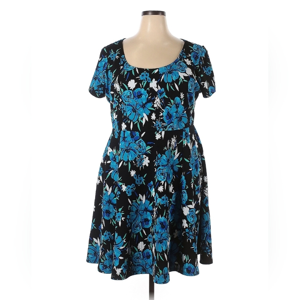 Torrid floral dress